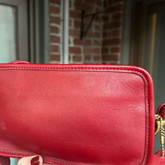 Vintage coach 9167 over counter camera bag crossbody red leather retro y2 legacy - Picture 10 of 14